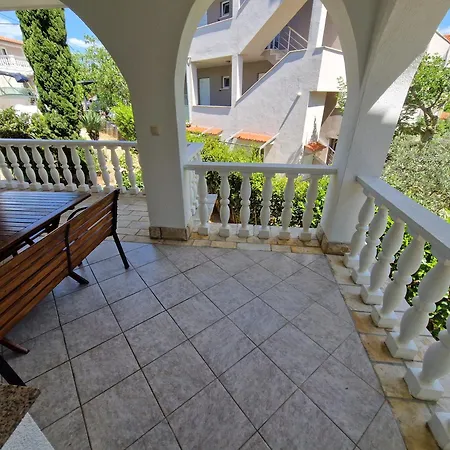 Appartement Ruzmarin *