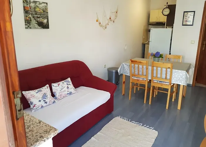 Ruzmarin Apartment Šilo