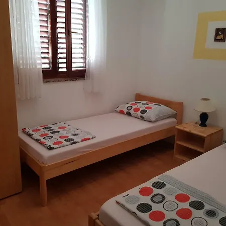 Ruzmarin Apartment