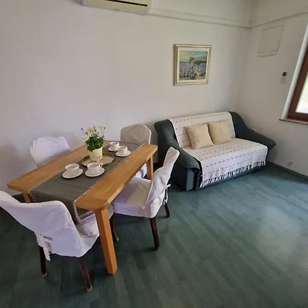 Ruzmarin Appartement